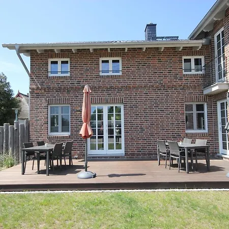 Fw Backbord Bruecke Apartment