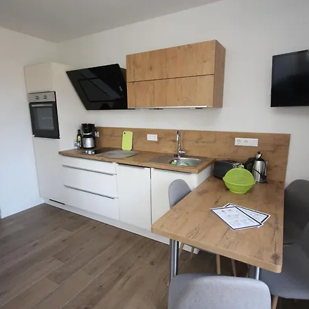 Fw Backbord Bruecke * Wustrow (Fischland)